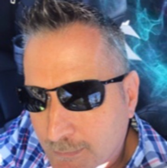 Meet your Posher, Roy - Picture 1 of 1